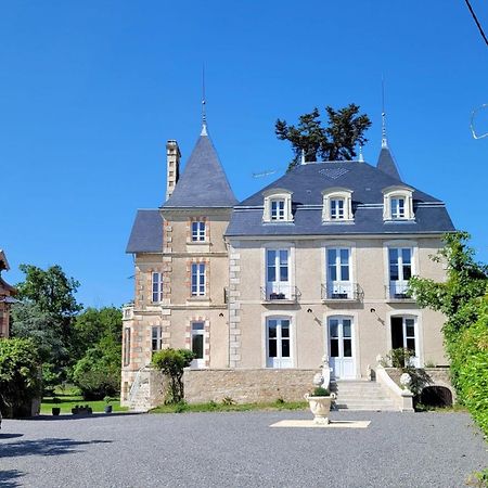 Villa Saint Pierre La Trimouille ภายนอก รูปภาพ